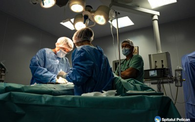 CHIRURGIE PEDIATRICĂ: intervenție complexă realizată cu succes pentru o adolescentă cu o afecțiune rară 