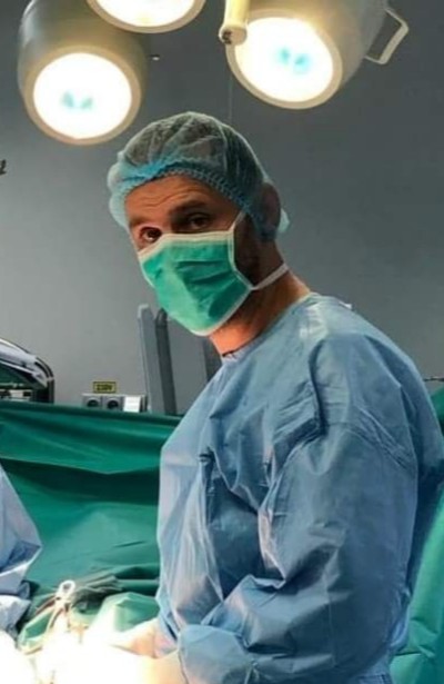 ORTOPEDIE-TRAUMATOLOGIE: intervenție de succes cu sistemul robotic ROSA  pentru o pacientă cu gonartroză